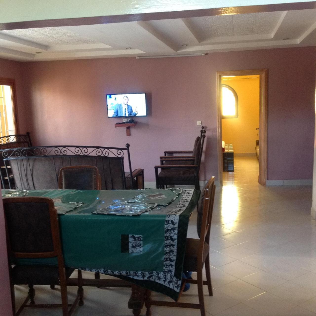 Chez Mimi Apartment Toubab Dialaw Luaran gambar