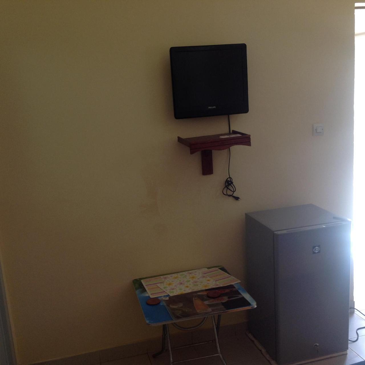 Chez Mimi Apartment Toubab Dialaw Luaran gambar