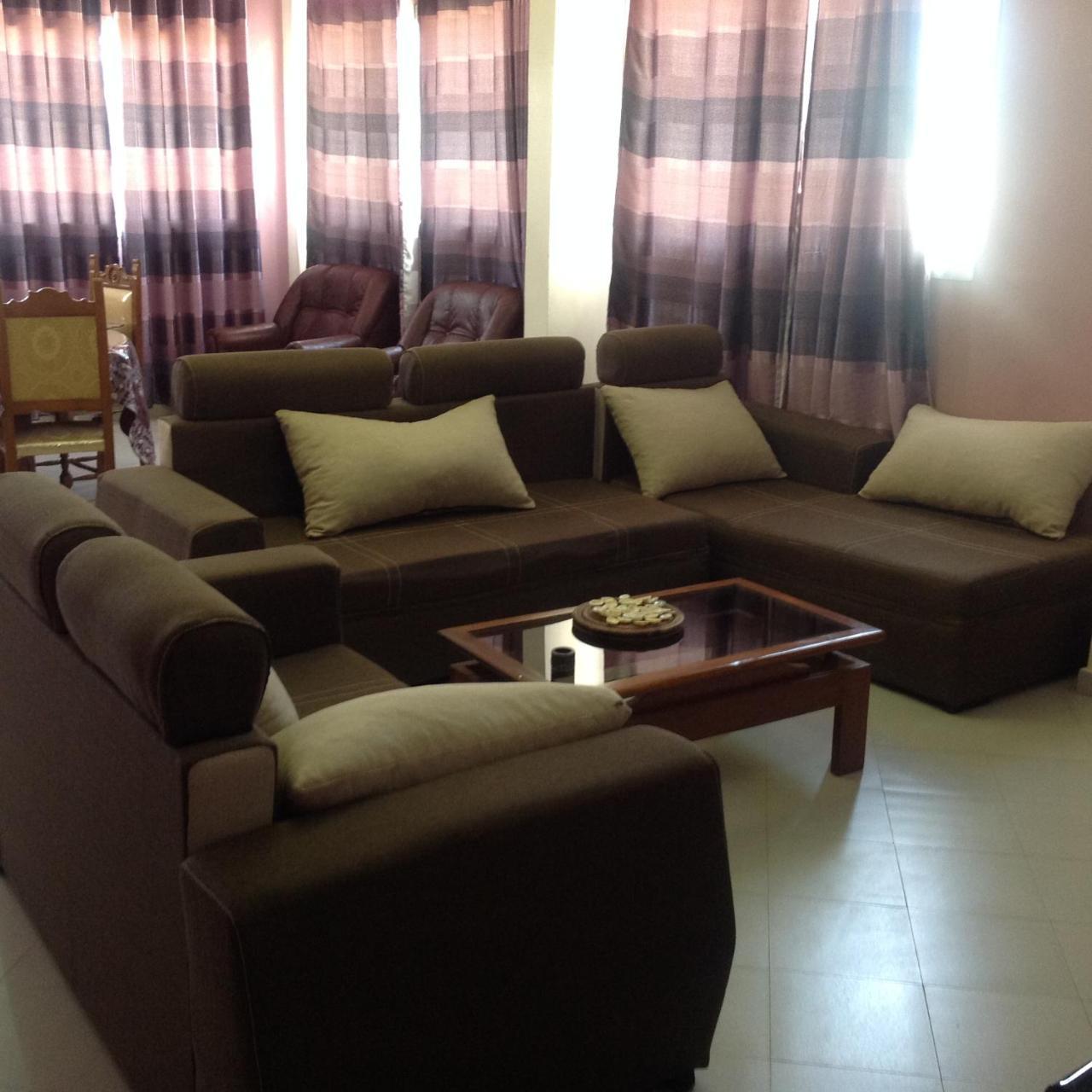 Chez Mimi Apartment Toubab Dialaw Luaran gambar